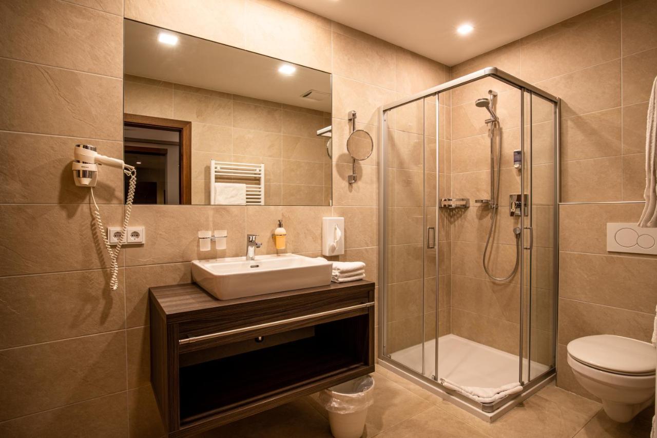 Lux Appartements อิสชเกิล ภายนอก รูปภาพ