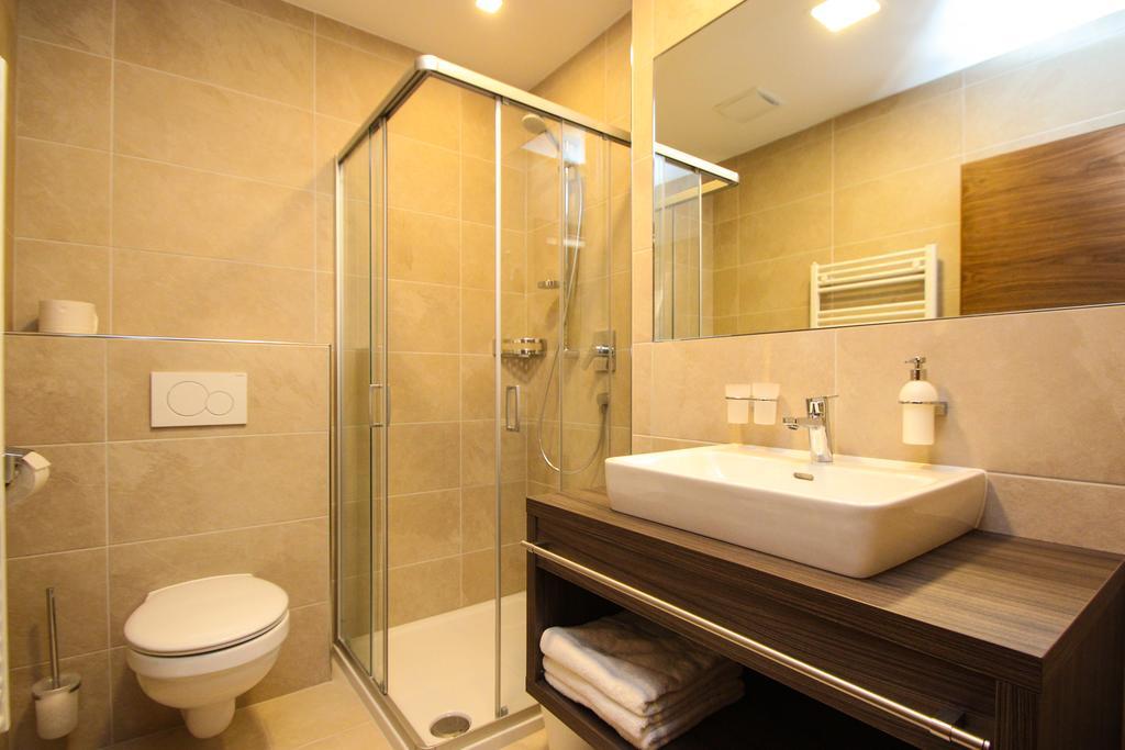 Lux Appartements อิสชเกิล ภายนอก รูปภาพ